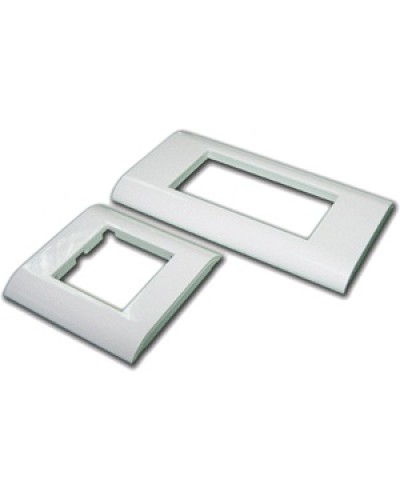 Накладка пластиковая TWT-FR45x90 в Дербенте Аксессуары для стоек и шкафов Pintop.ru